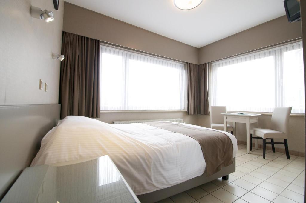 Hotel De Golf Bredene Zimmer foto