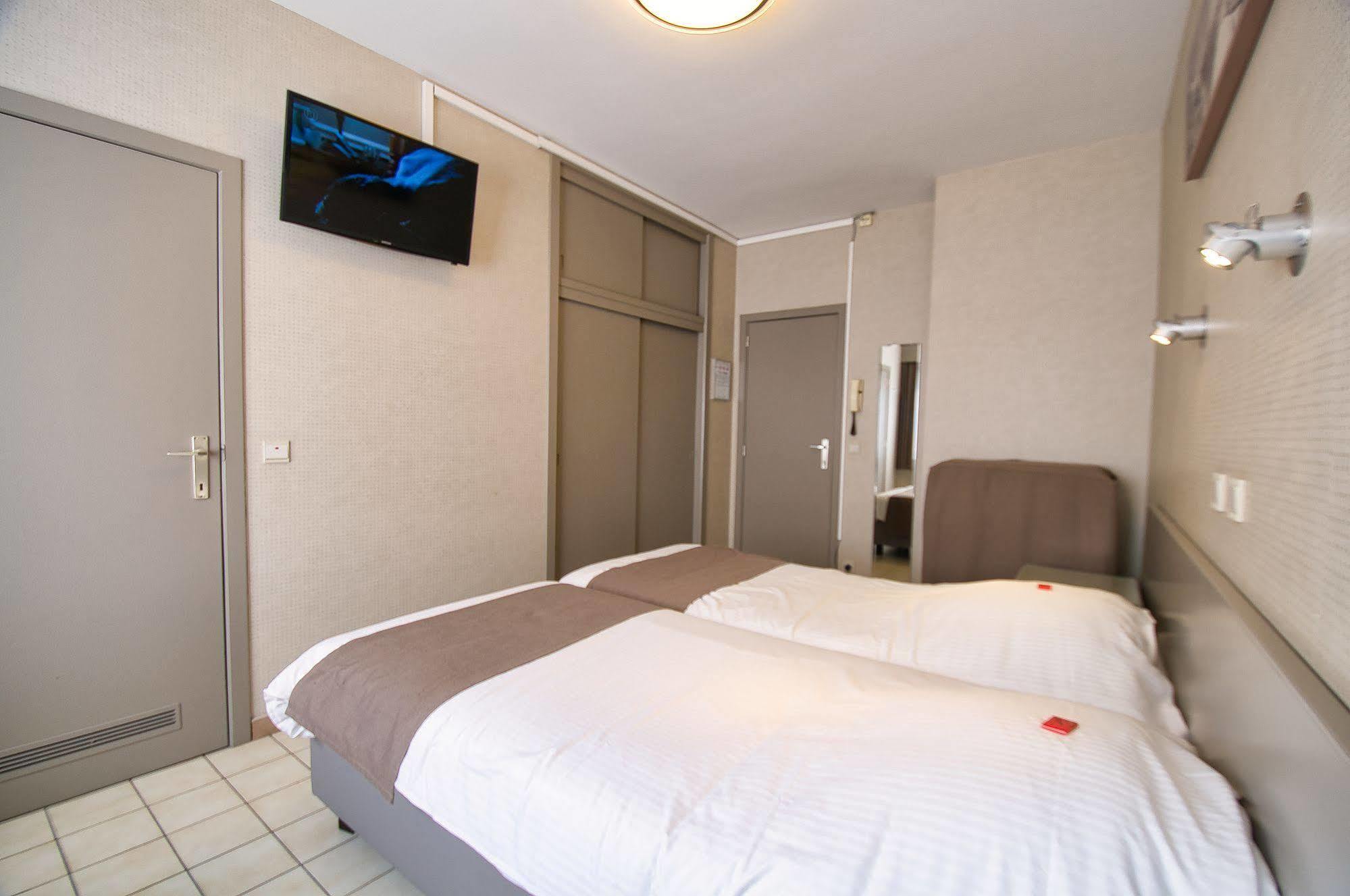 Hotel De Golf Bredene Exterior foto